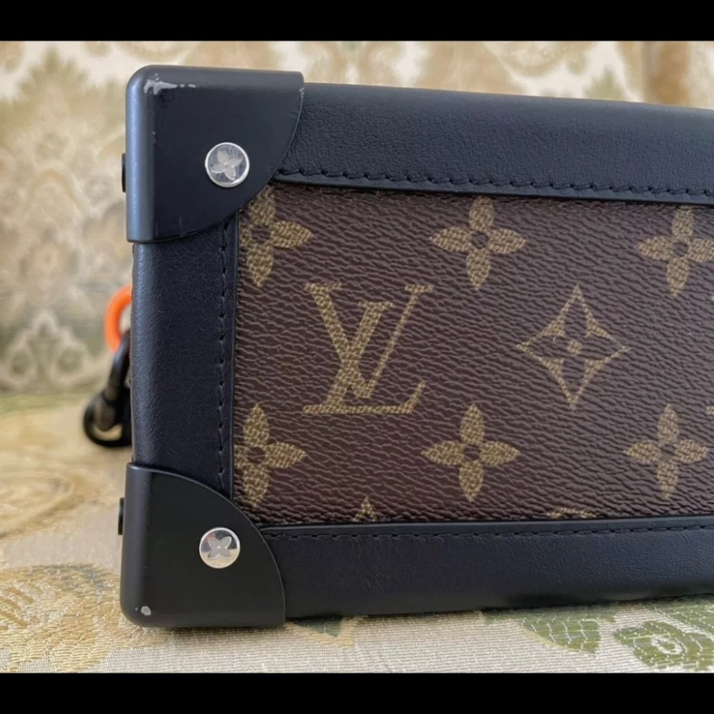LOUIS VUITTON Soft Trunk Bag Solar Ray Monogram - Picture 9 of 16